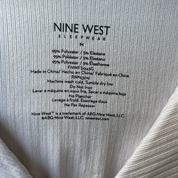 Nine West 2 Piece Pajama Set - Picture 7 of 8